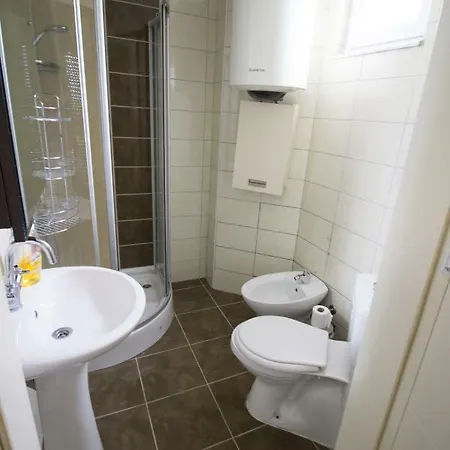 Olympias Court Dd Apartment